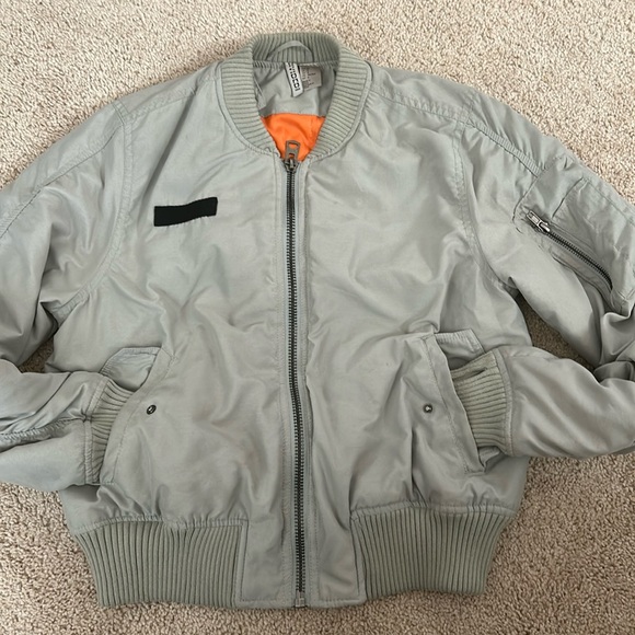 Divided H&M Green Flyers Jacket Womens Size 6 - Picture 1 of 4